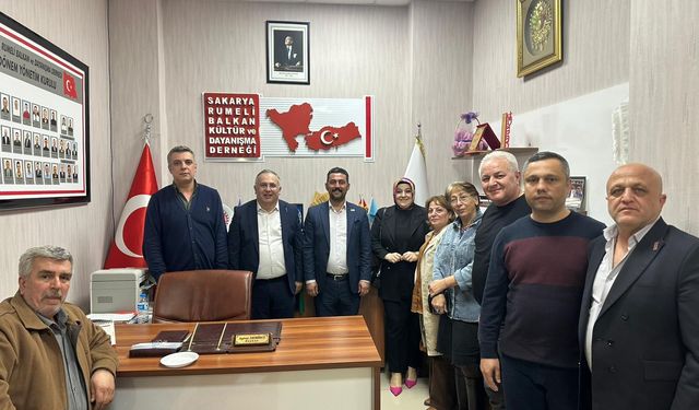 Anahtar Parti Adapazarı'ndan Rumeliler Derneğine ziyaret