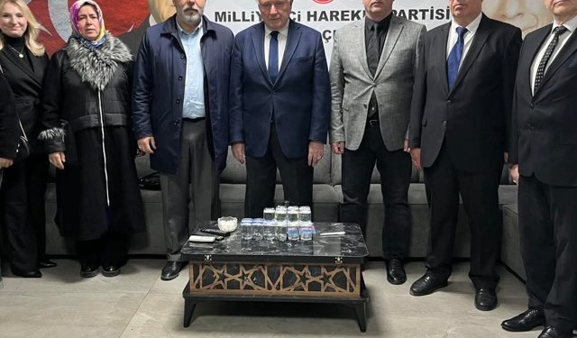 MHP Hendek İlçe Teşkilatı’ndan Başbuğ Türkeş’i anma programı