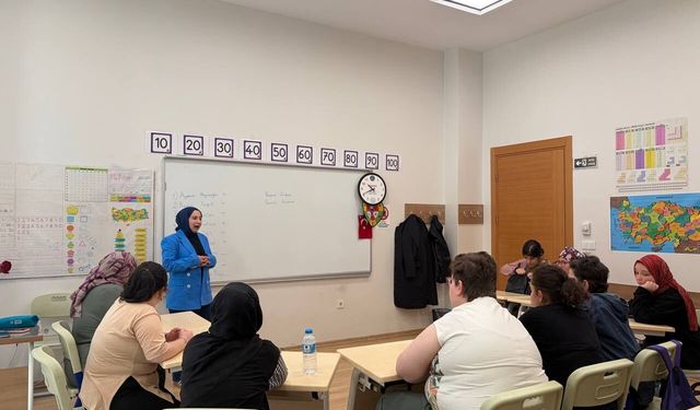 Özel gereksinimli gençlere güvenli yaşam eğitimi