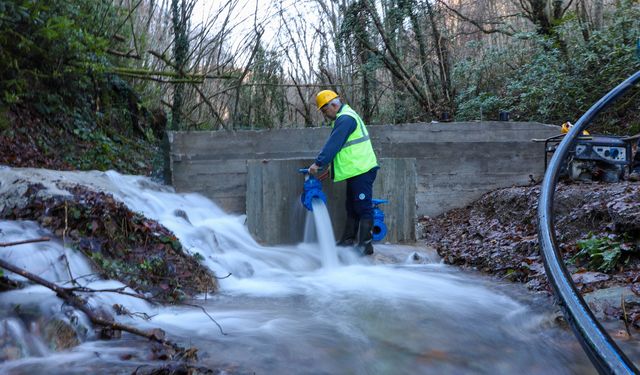 Sapanca'da bulunan doğal kaynak suyu 5 mahalleye aktarılmaya başlandı