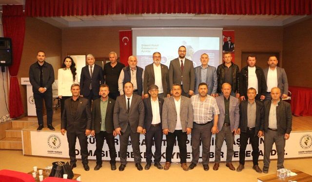 Kaynarca’da muhtarlarla sosyal hizmet buluşması