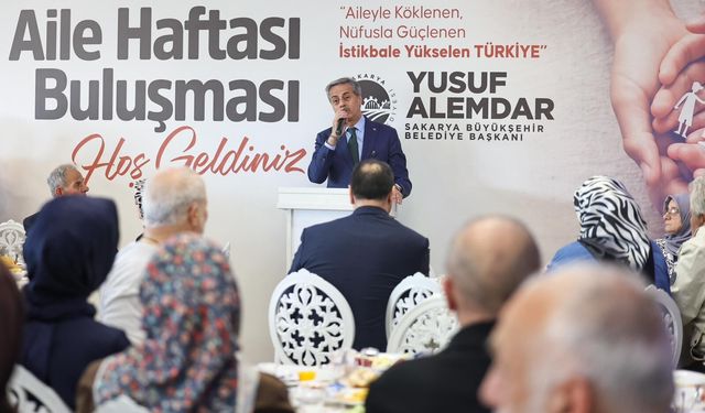 Yusuf Alemdar YADEM sakinleri ve çiftlerle aynı sofrada: “Aile, her şeydir”