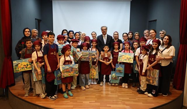 Anneler Günü’nde hem tatlı hem duygusal etkinlik: “Aile kurumunu güçlendirmeye devam edeceğiz”