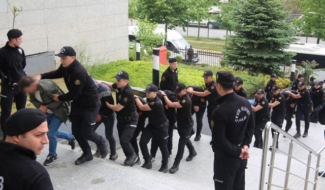Sahte araç kiralama ilanlarıyla 954 milyon liralık vurgunda 35 tutuklama