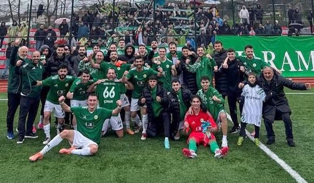 Sapancaspor Bölgesel Amatör Lig’e yükseldi