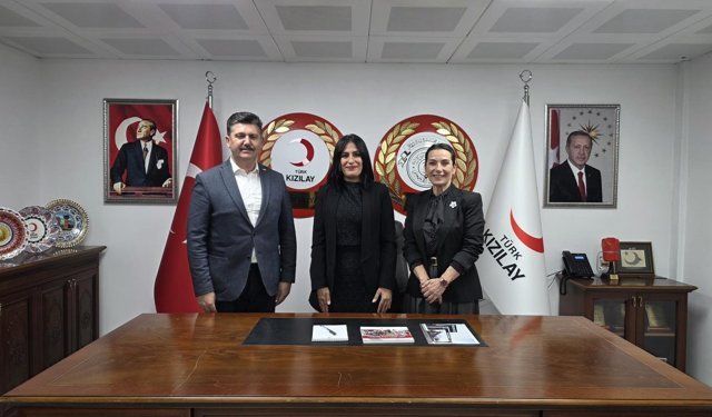 Şule Batur, Kızılay Sakarya İl Kadın Başkanı oldu