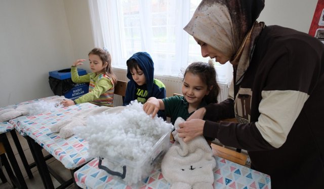 Serdivan Çocuk Akademisi Atölyeleri 24 Mahallede çocuklarla buluşuyor