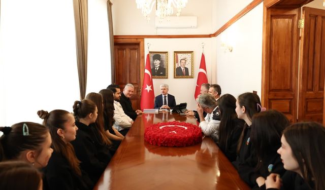 Serdivan’ın sultanlarından Vali Doğan’a ziyaret