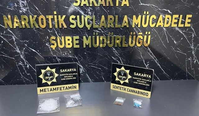 Zehir tacirleri Adapazarı gişelerinde yakalandı: 2 tutuklama