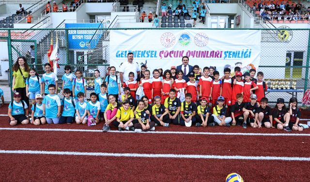 Geleneksel Çocuk Oyunları Şenliği büyük ilgi gördü
