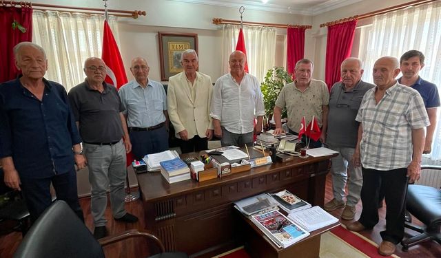 Demokrat Parti'den Emekliler Derneği'ne ziyaret