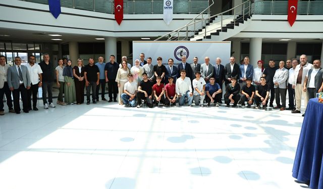Ahşaptan hayata yarışmasında genç yetenekler ödüllendirildi