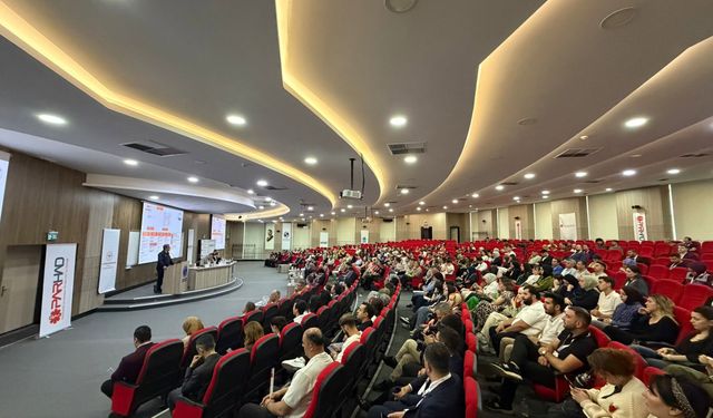 Afet ve Acil Durumlarda Tıbbi Müdahale Sempozyumu Sakarya’da düzenlendi