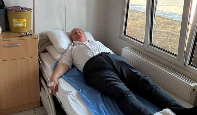 AK Parti Hendek İlçe Başkanı Adem Öz hastanelik oldu