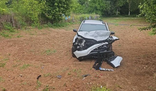 Karşı şeride geçen otomobille tır çarpıştı: 1 yaralı