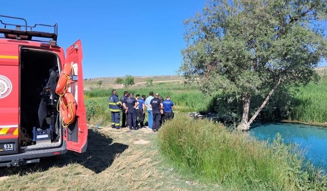 Sakarya Nehri'ne serinlemek için giren 18 yaşındaki gencin cenazesi çıktı