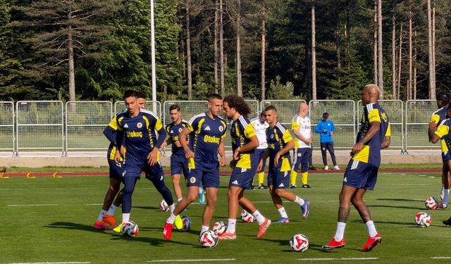 Fenerbahçe, Topuk Yaylası'ndaki ilk antrenmanını yaptı