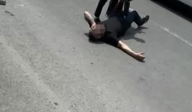 Adliye önünde silahlı saldırıya uğrayan kişi yaralandı