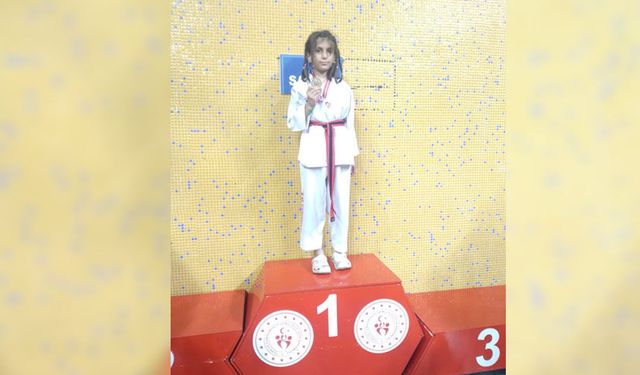 Eslim Ceren Yıldırım birinci oldu