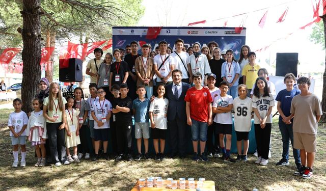 Sakarya Roket Şenliği’nde genç mucitler gökyüzüyle buluştu