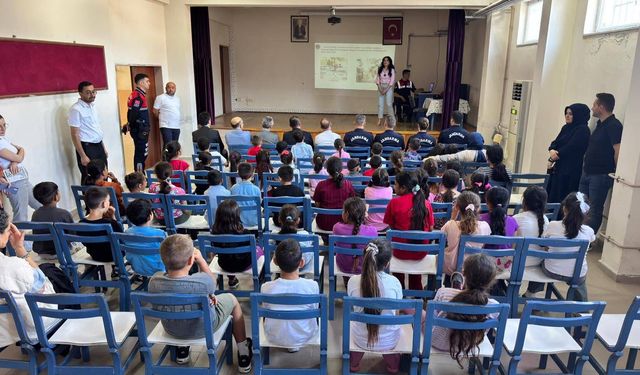 Jandarmadan minik öğrencilere çevre bilinci eğitimi