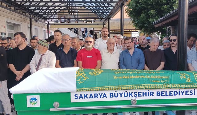 Basketbolun efsane ismi Nusret Eryılmaz'ın eşi son yolculuğuna uğurlandı