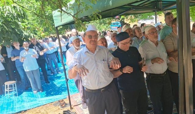 Yağmur duası yaptılar