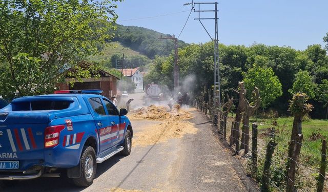 Saman yüklü tırda yangın paniği