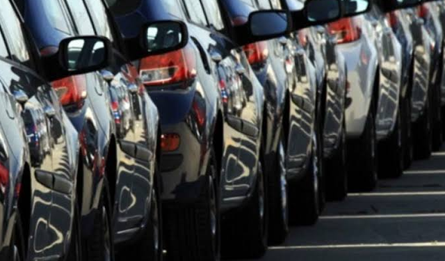 Sıfır aldığı araç boyalı çıktı, bayiyi yargıda alt etti