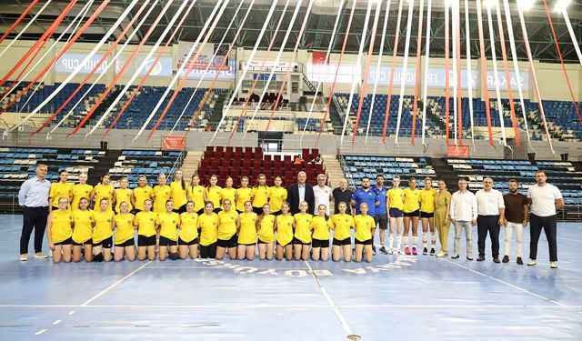 Serdivan Belediyesi Voleybol Takımları yeni sezona hazır