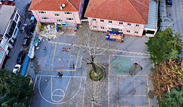 Atatürk İlkokulu'nun yerine yapılacak katlı otopark projesinde yeni gelişme