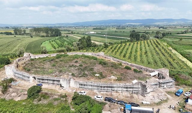 Harmantepe Kalesi’nde restorasyon çalışmaları sürüyor! Vali Doğan incelemede bulundu