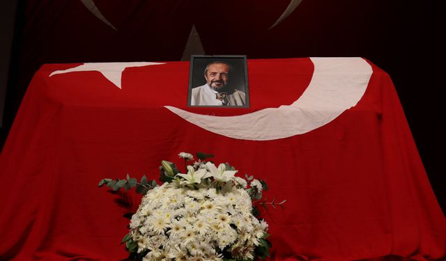 Usta oyuncu Can Kolukısa son yolculuğuna uğurlandı