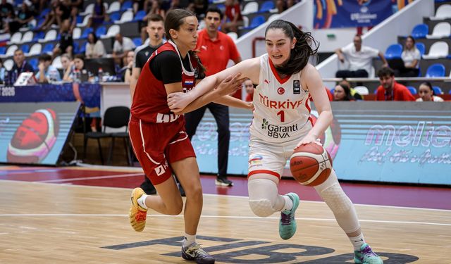 16 Yaş Altı Yıldız Kız Milli Takımı çeyrek finalde
