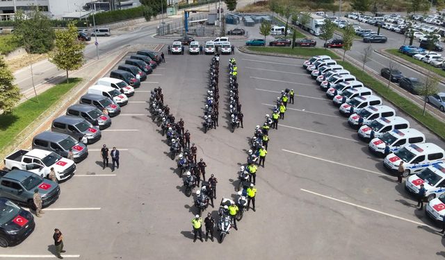 Komşuda emniyet filosuna 74 yeni araç katıldı