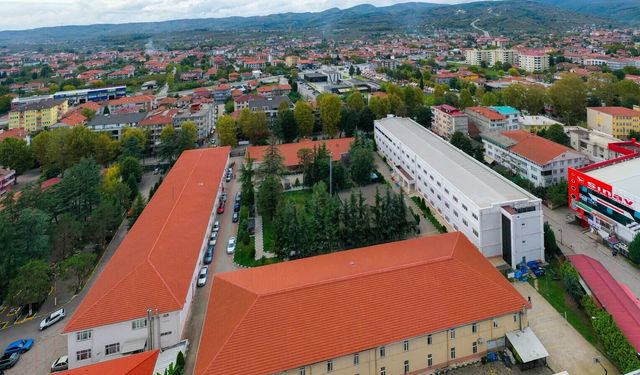 SAU Eğitim Fakültesi geleceğin öğretmenlerini bekliyor