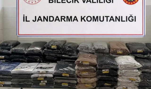 Otobüsten 750 bin liralık kaçak giyim çıktı
