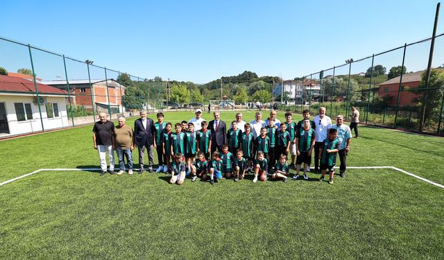 Başkan Alemdar, Erenler ve Karasu’da 2 mahalleyi ziyaret etti