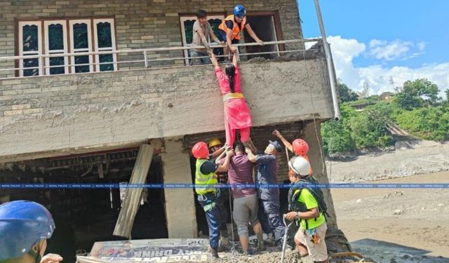 Nepal’deki sel felaketinde can kaybı 676’ya yükseldi