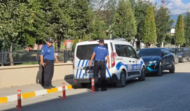 Sanayi sitesinde hırsızlık yapan iki şüpheli tutuklandı