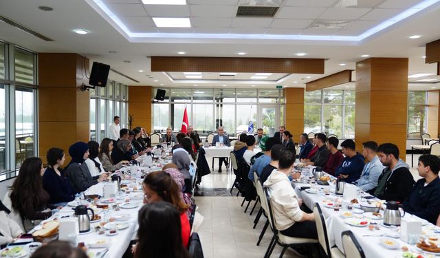 SAÜ Rektörü Prof. Dr. Al: Bilimsel üretimin bir parçası olun