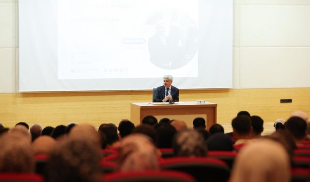 SAÜ’de akademik yıl “Terörsüz Türkiye” dersiyle başladı