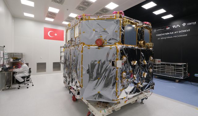 Türkiye'nin ilk Ay uzay aracının üretimi tamamlandı