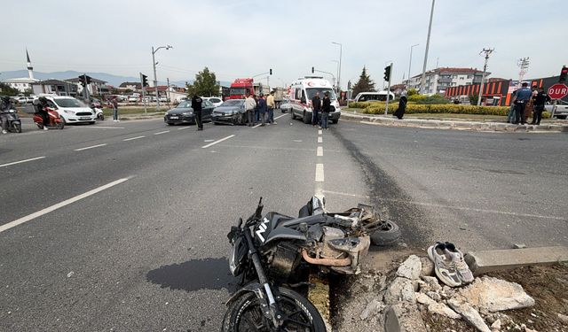 Feci kaza: 2’si ağır 3 yaralı