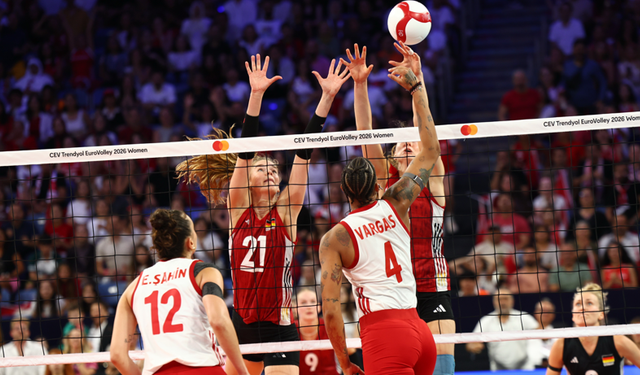 A Milli Kadın Voleybol Takımı, Avrupa Şampiyonası'nda yarı finale yükseldi