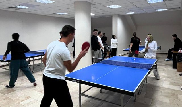 SUBÜ’de Masa Tenisi Turnuvası düzenlendi