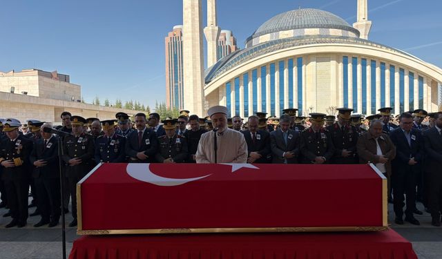 Şehit Albay'a son görev