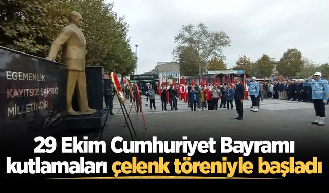 Sakarya'da 29 Ekim Cumhuriyet Bayramı kutlamaları çelenk töreniyle başladı