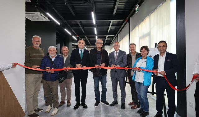 Meserret Fikir Sanat’ta Hüsnü Gürsel Fotoğraf Sergisi açıldı