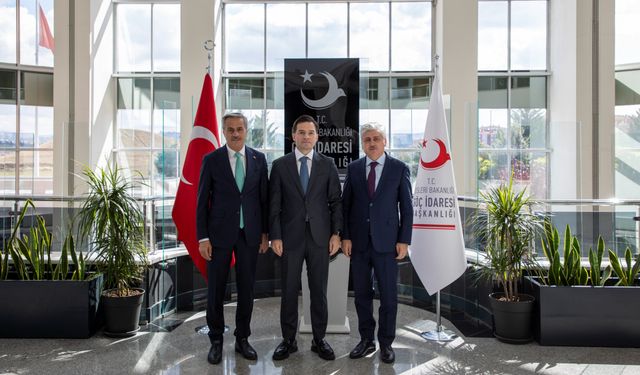 Başkan Alemdar ve Vali Doğan'dan Göç İdaresi Başkanı Yazıcı'ya ziyaret